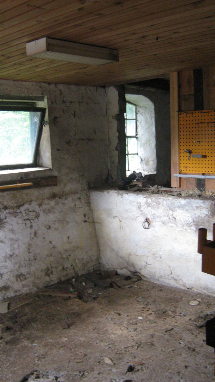 Den gamle hestestald som den så ud. I dag er her tekøkken.